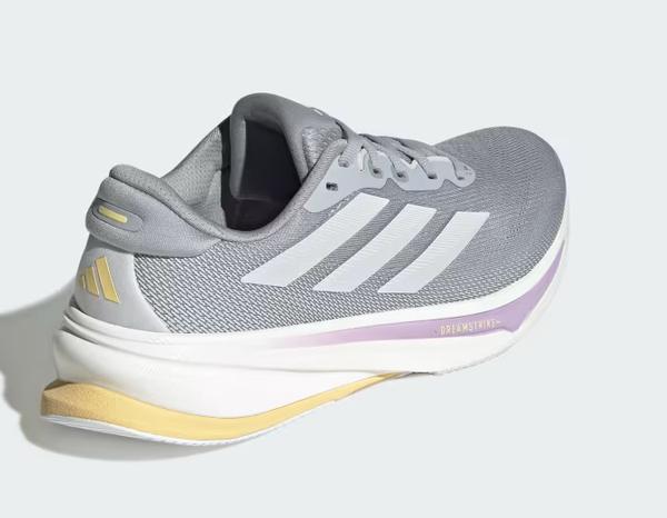 Adidas Supernova hardloopschoen in het grijs